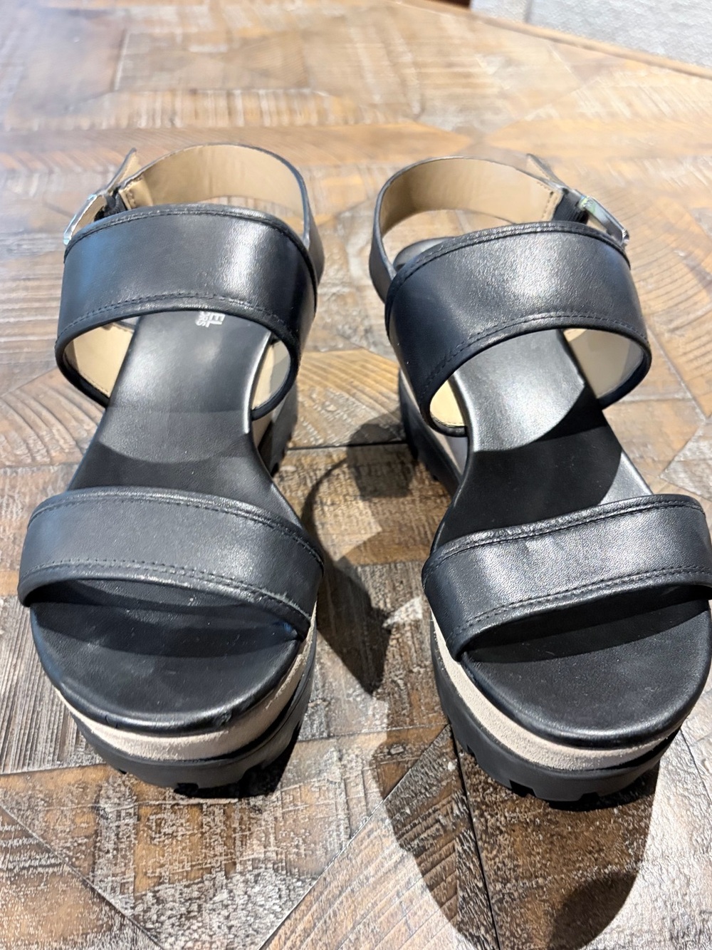Michael Kors Black Leather Platform Wedge Sandals size 7 women’s